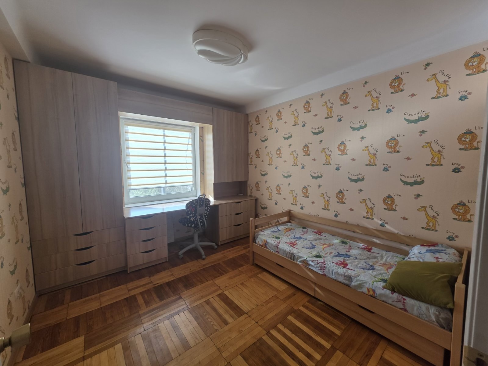 Аренда 3-комнатной квартиры 68 м², Новгородская ул., 7