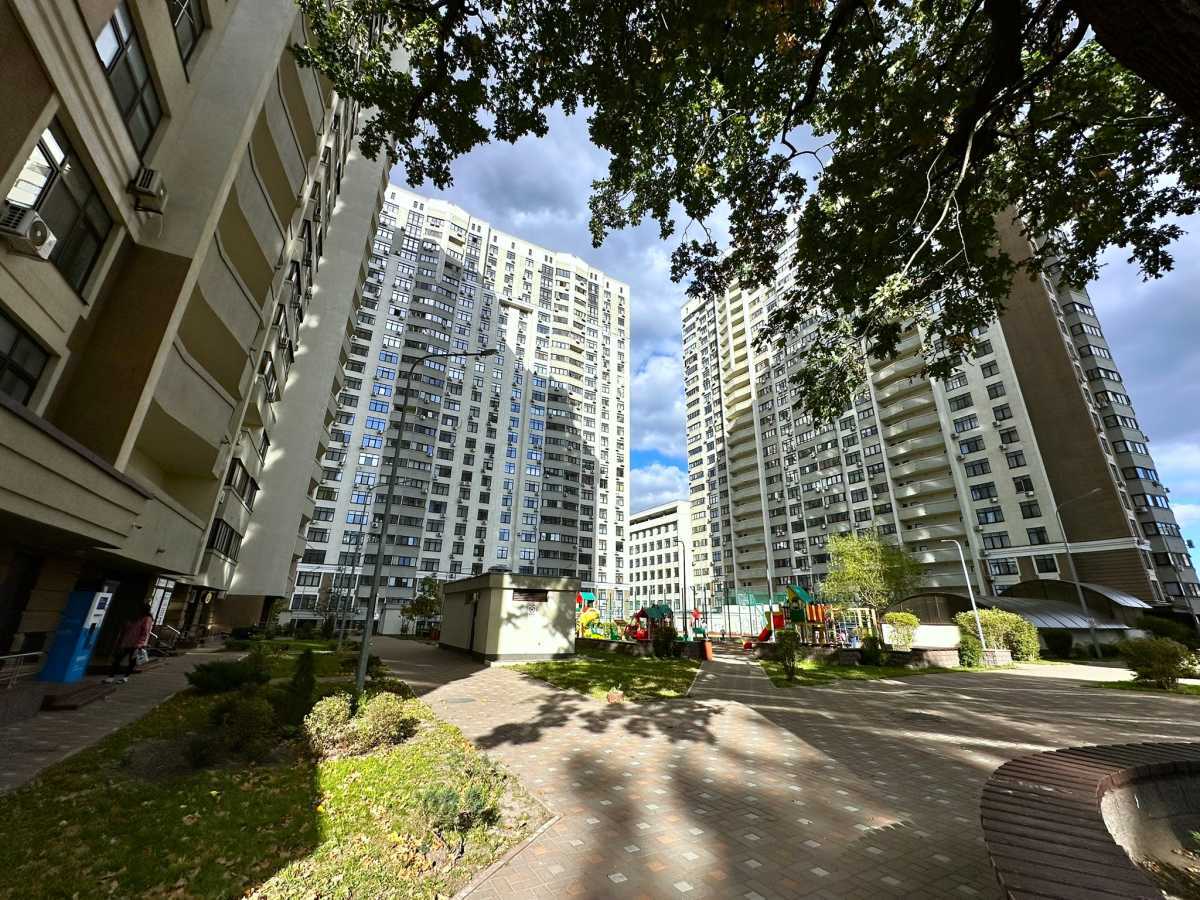 Продажа 1-комнатной квартиры 50.3 м², Авиаконструктора Игоря Сикорского ул., 4Г