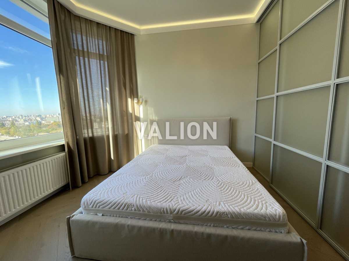 Продажа 1-комнатной квартиры 52.9 м², Евгения Коновальца ул., 34А