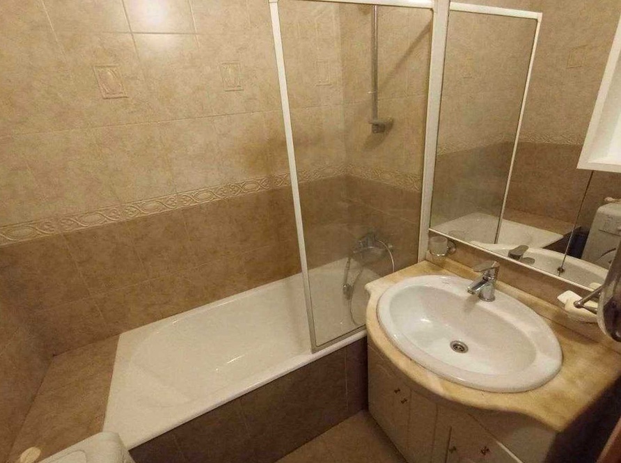 Продажа 2-комнатной квартиры 53 м², Героев просп., 35