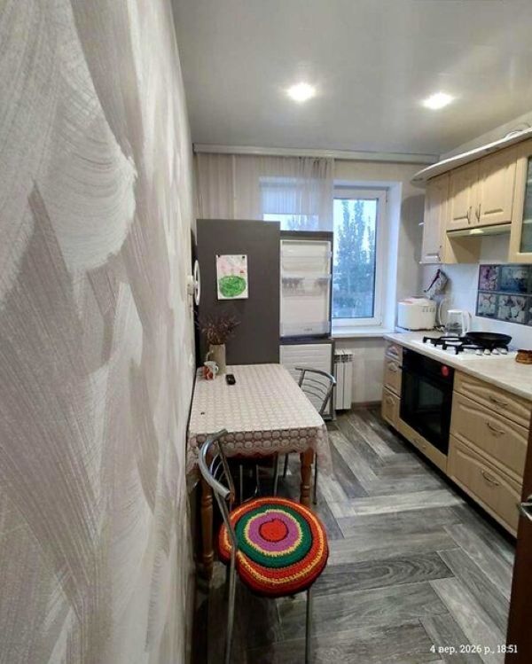 Продаж 3-кімнатної квартири 64 м², Калинова вул.