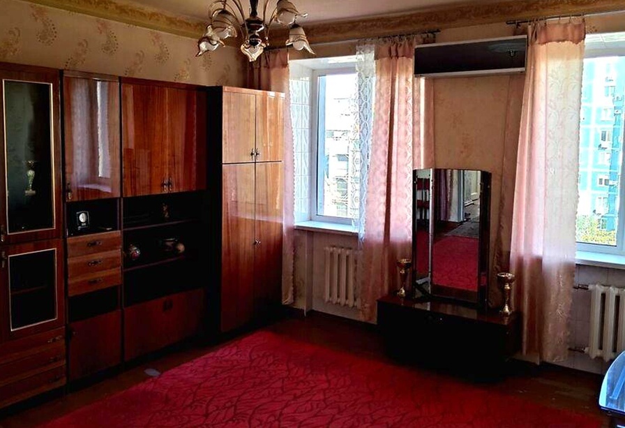 Продажа 2-комнатной квартиры 48 м², Александра Поля просп., 8А