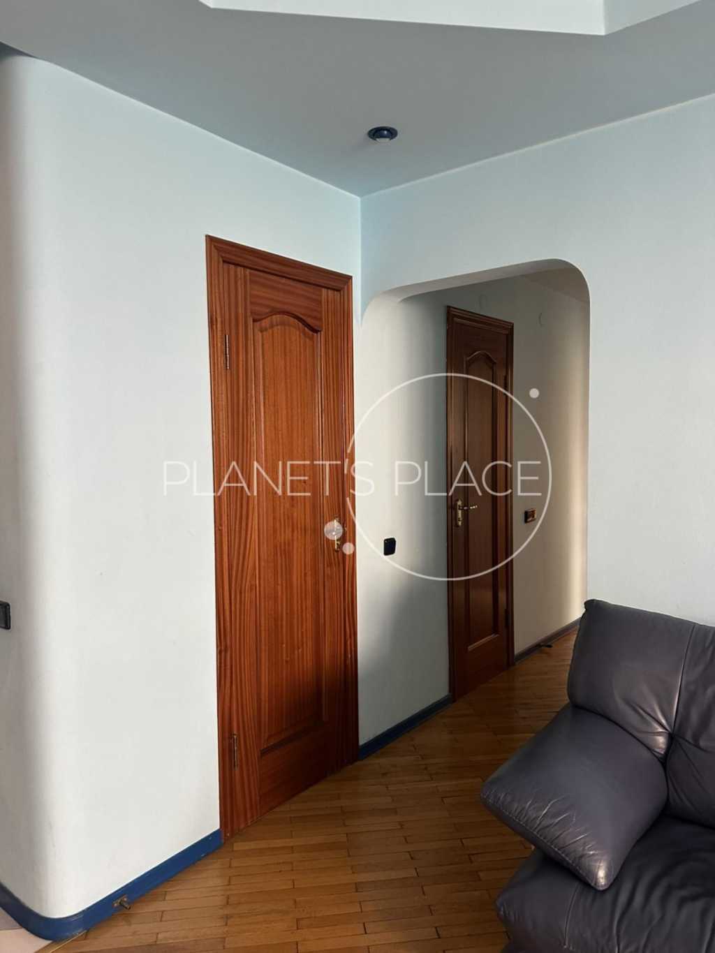 Продажа 3-комнатной квартиры 82 м², Ивана Улитина ул., Пулюя, 1