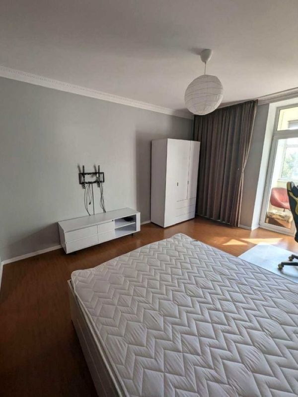 Продажа 2-комнатной квартиры 54 м², Дмитрия Яворницкого просп.