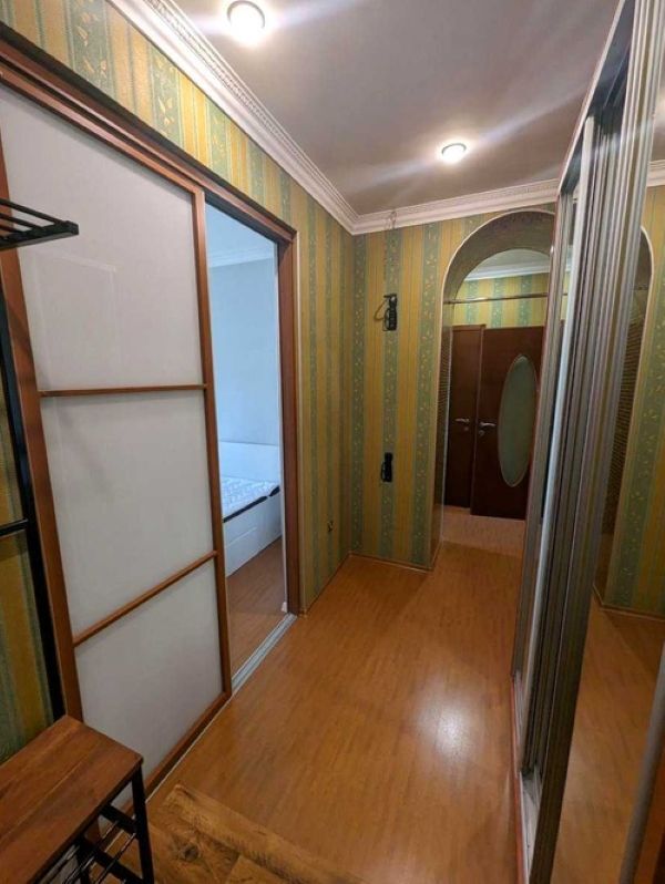 Продажа 2-комнатной квартиры 54 м², Дмитрия Яворницкого просп.