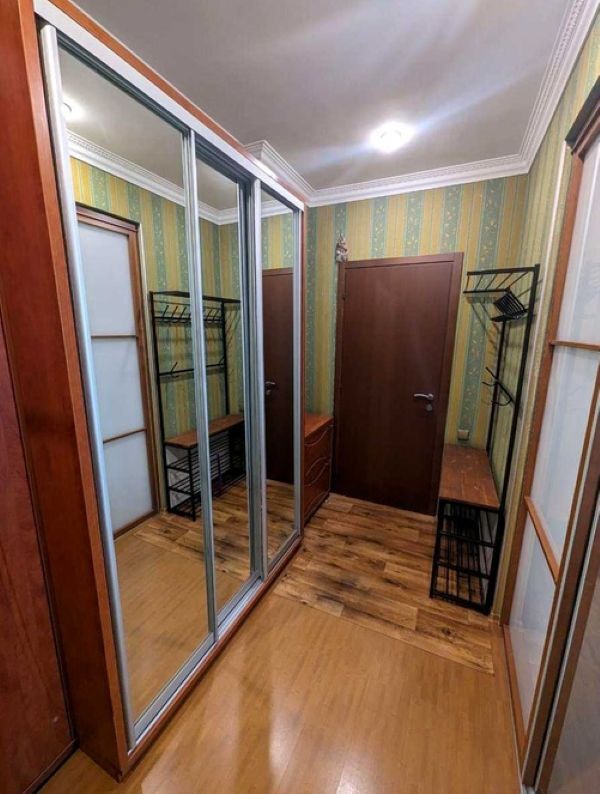 Продажа 2-комнатной квартиры 54 м², Дмитрия Яворницкого просп.