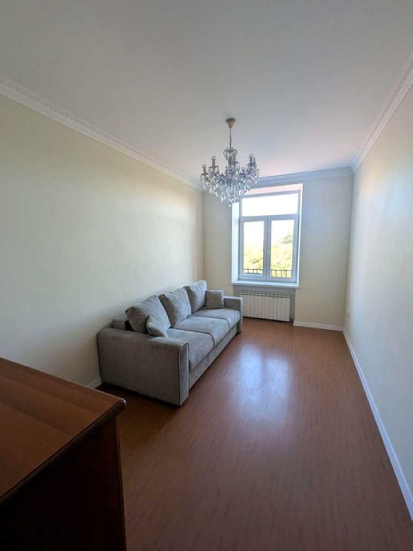 Продажа 2-комнатной квартиры 54 м², Дмитрия Яворницкого просп.