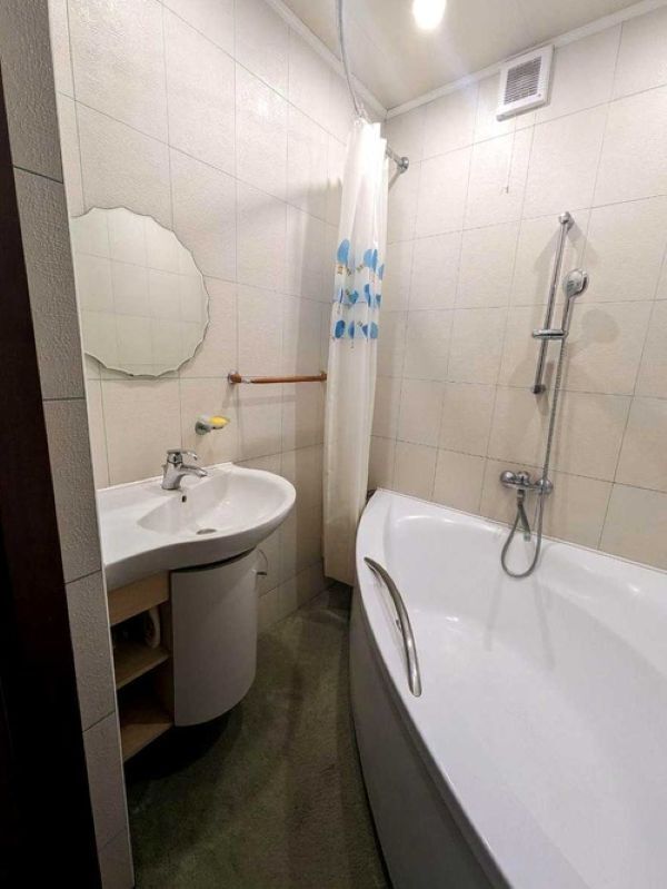Продажа 2-комнатной квартиры 54 м², Дмитрия Яворницкого просп.