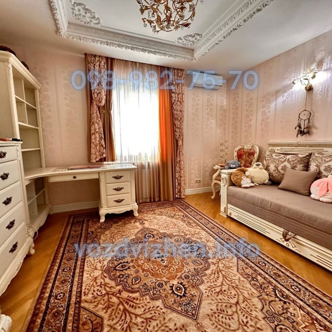 Аренда дома 220 м²