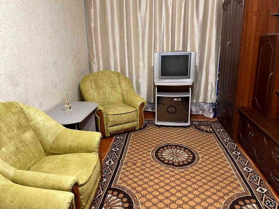 Продажа 2-комнатной квартиры 42 м², Казакевича ул.