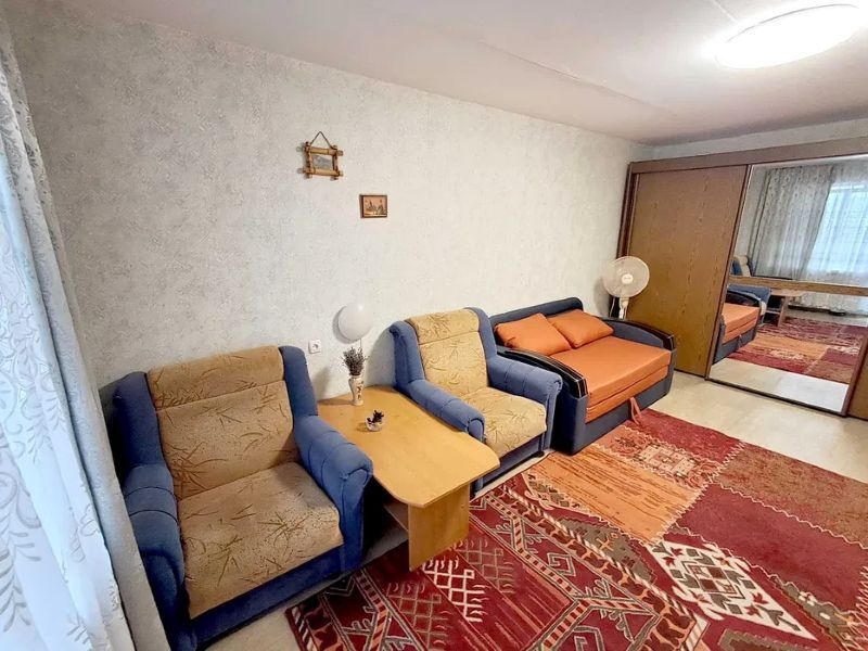 Аренда 1-комнатной квартиры 37 м², Академика Янгеля ул.