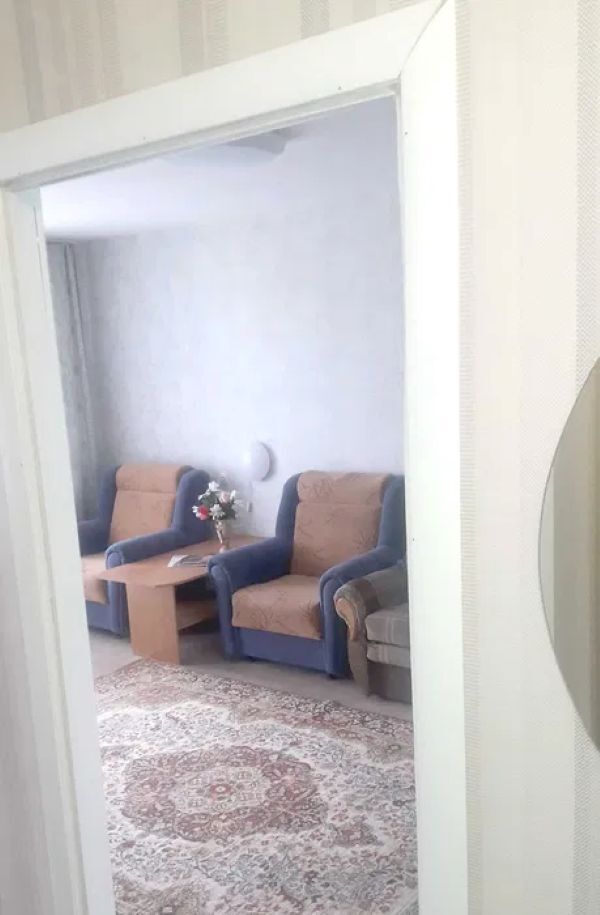 Аренда 1-комнатной квартиры 37 м², Академика Янгеля ул.