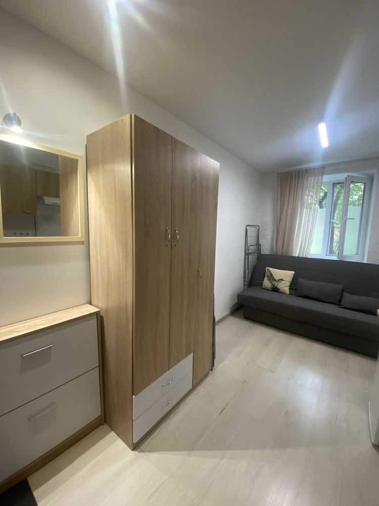 Продажа 4-комнатной квартиры 56 м², Николая Шепелева ул., 10А