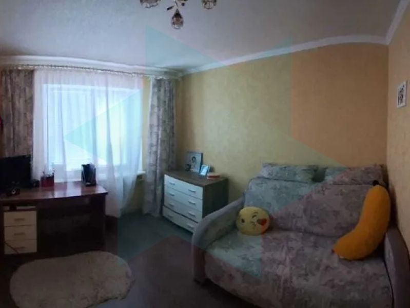 Продажа 3-комнатной квартиры 64 м², Мира просп.