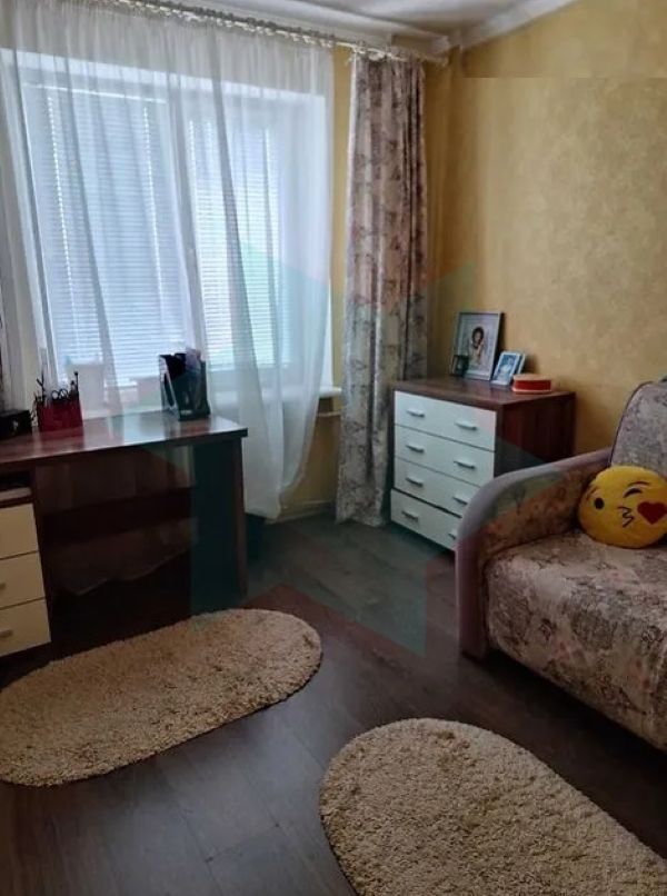 Продажа 3-комнатной квартиры 64 м², Мира просп.