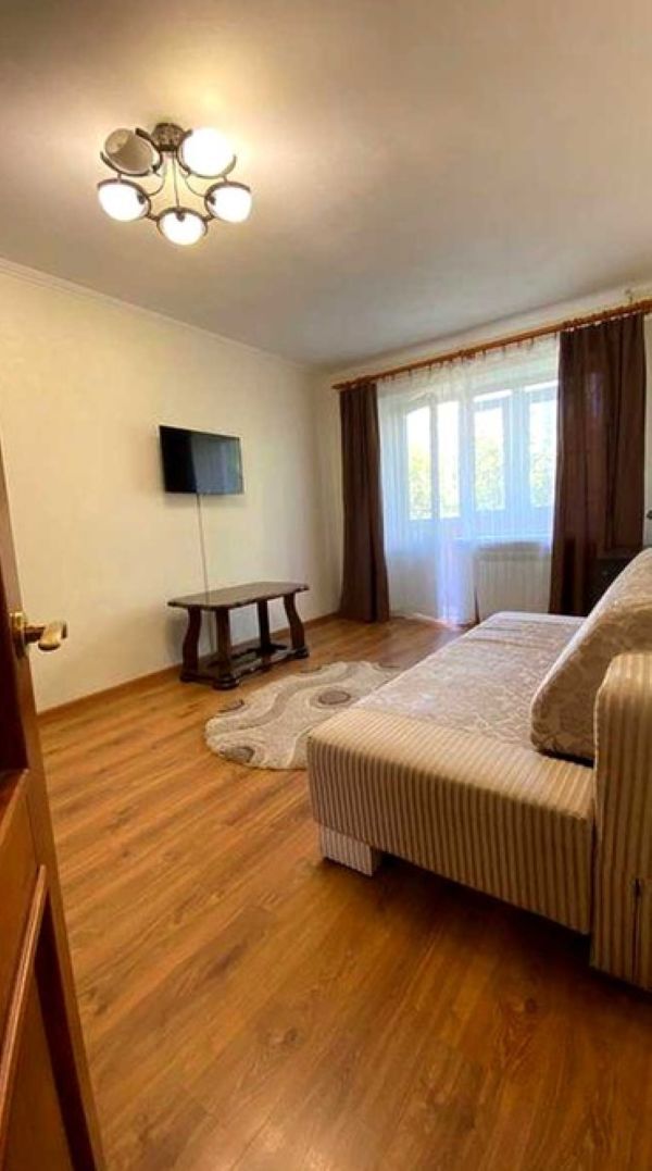 Продажа 1-комнатной квартиры 30 м², Богдана Хмельницкого просп., 3