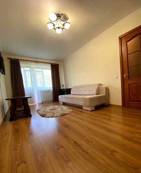 Продажа 1-комнатной квартиры 30 м², Богдана Хмельницкого просп., 3