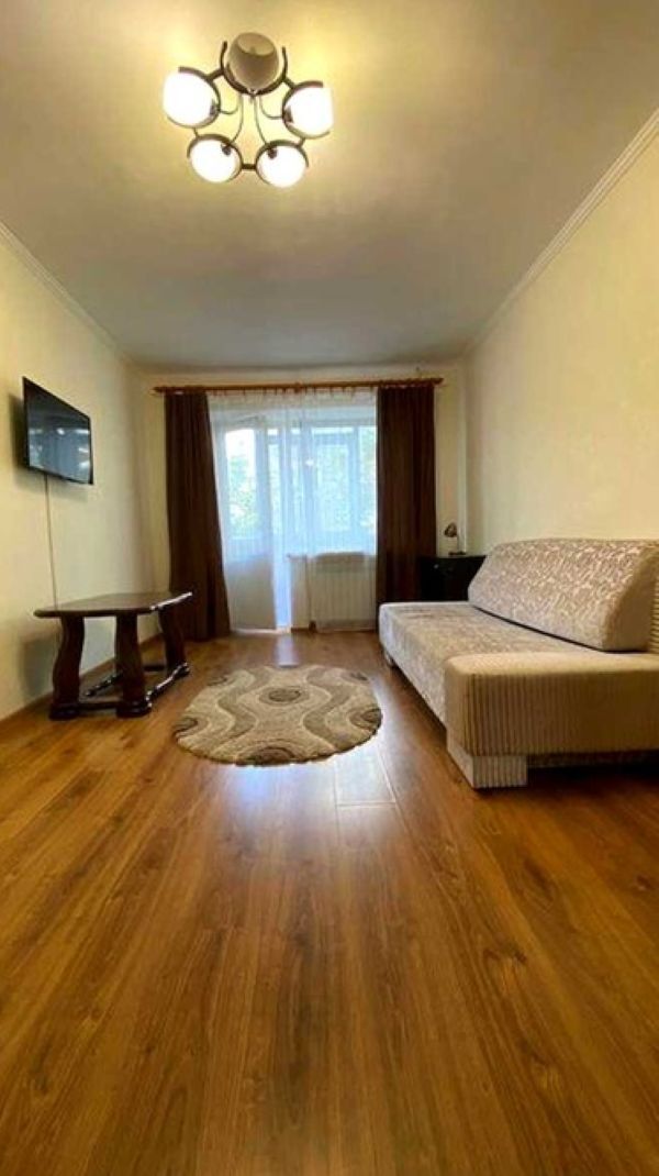 Продажа 1-комнатной квартиры 30 м², Богдана Хмельницкого просп., 3