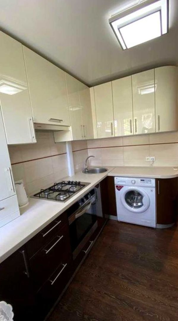 Продажа 1-комнатной квартиры 30 м², Богдана Хмельницкого просп., 3