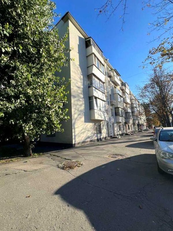 Продажа 1-комнатной квартиры 30 м², Богдана Хмельницкого просп., 3