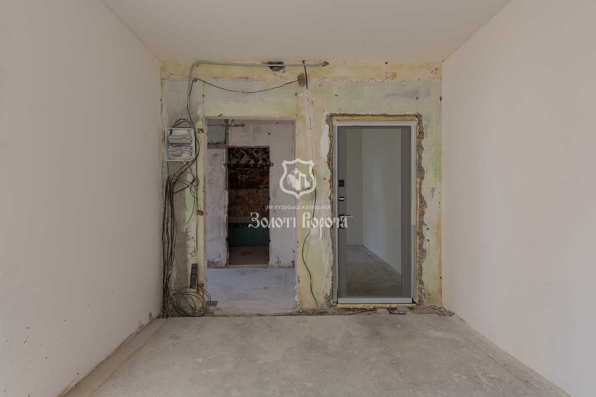 Продаж 3-кімнатної квартири 75.6 м², Європейська пл., Союзу, 37Б