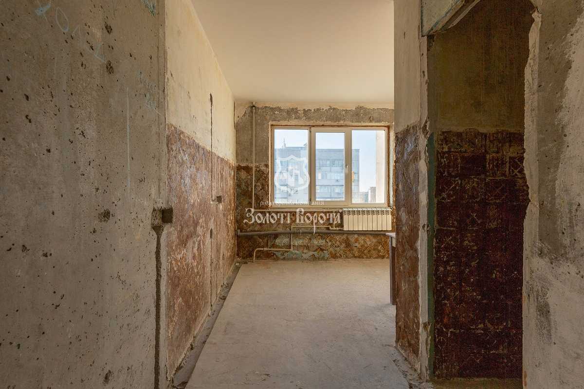 Продаж 3-кімнатної квартири 75.6 м², Європейська пл., Союзу, 37Б