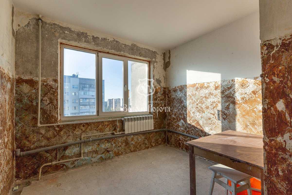Продаж 3-кімнатної квартири 75.6 м², Європейська пл., Союзу, 37Б