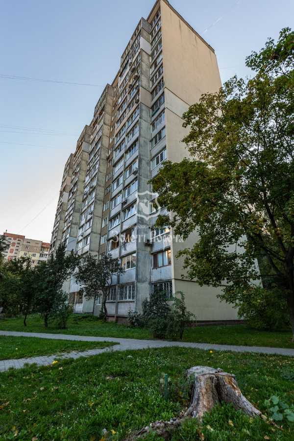 Продаж 3-кімнатної квартири 75.6 м², Європейська пл., Союзу, 37Б
