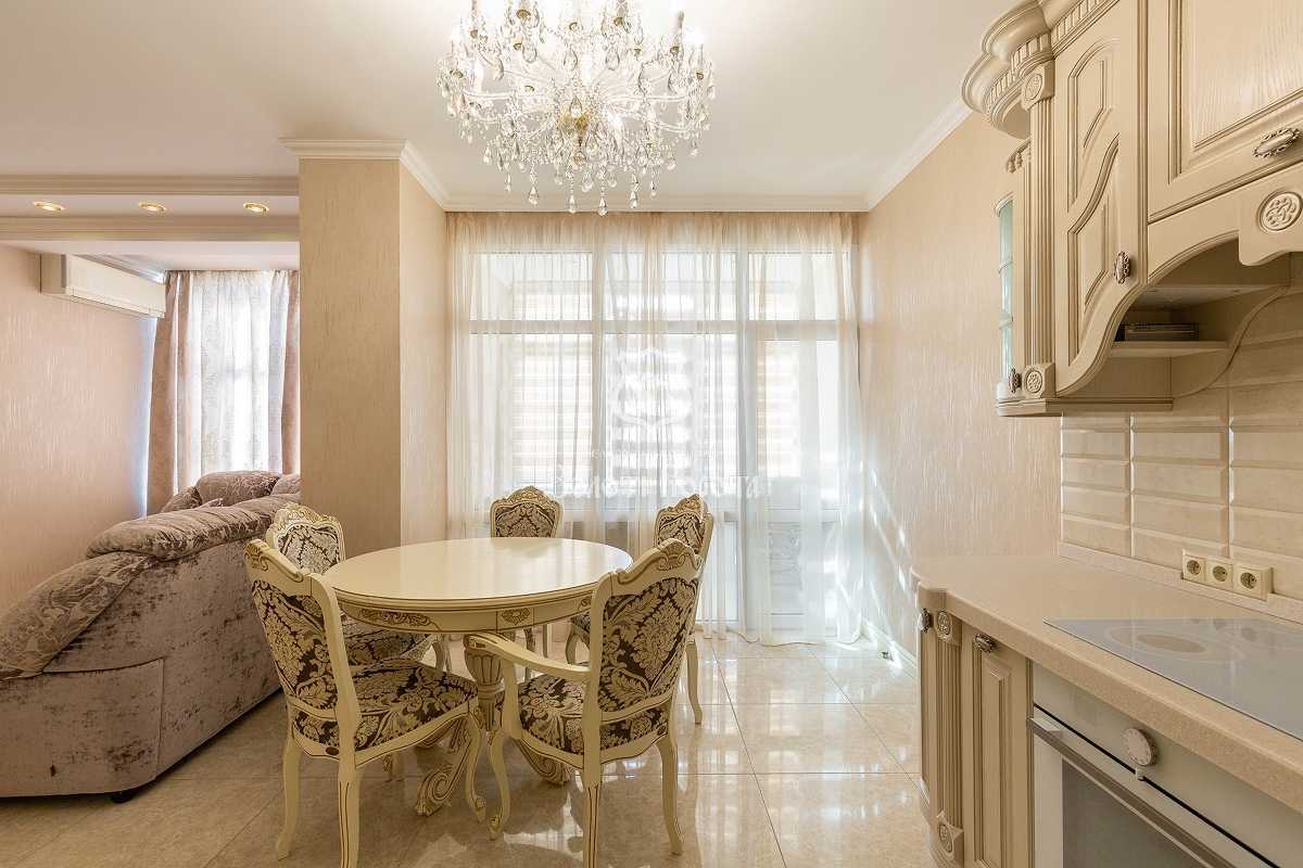 Продажа 1-комнатной квартиры 68.2 м², Евгения Коновальца ул., 44А