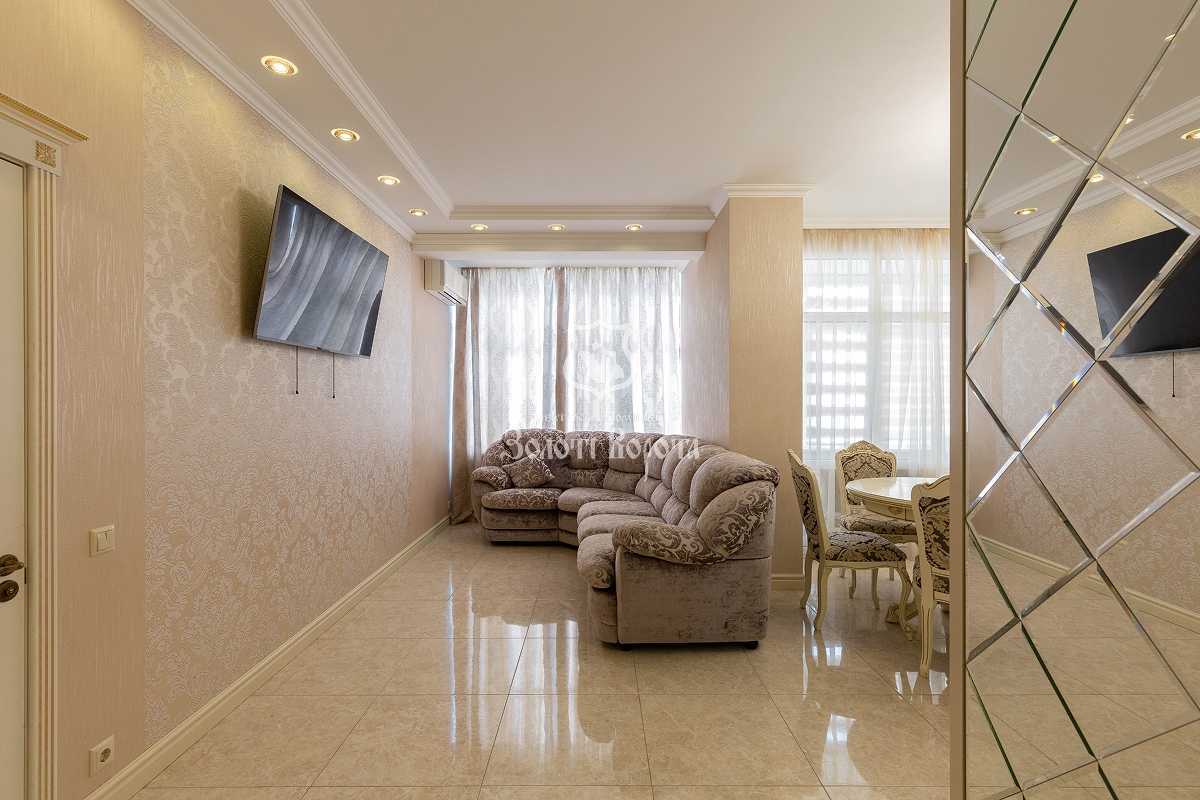 Продажа 1-комнатной квартиры 68.2 м², Евгения Коновальца ул., 44А