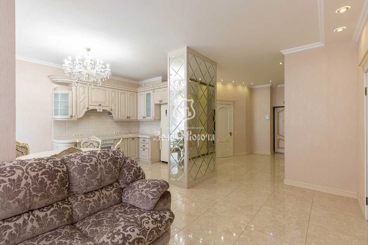 Продажа 1-комнатной квартиры 68.2 м², Евгения Коновальца ул., 44А