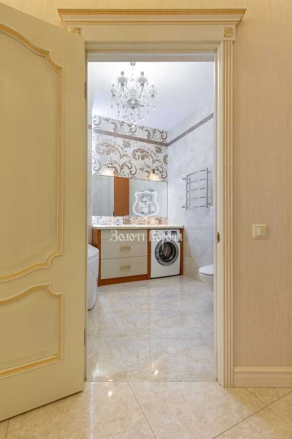 Продажа 1-комнатной квартиры 68.2 м², Евгения Коновальца ул., 44А
