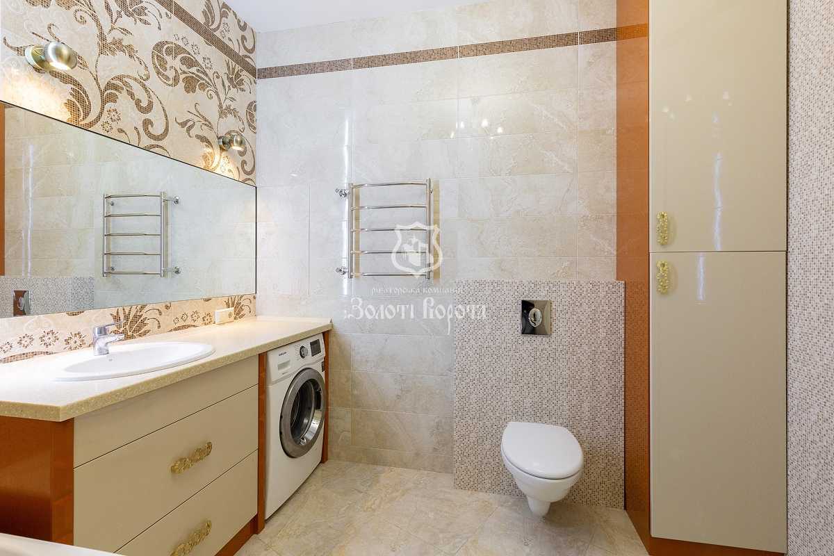 Продажа 1-комнатной квартиры 68.2 м², Евгения Коновальца ул., 44А