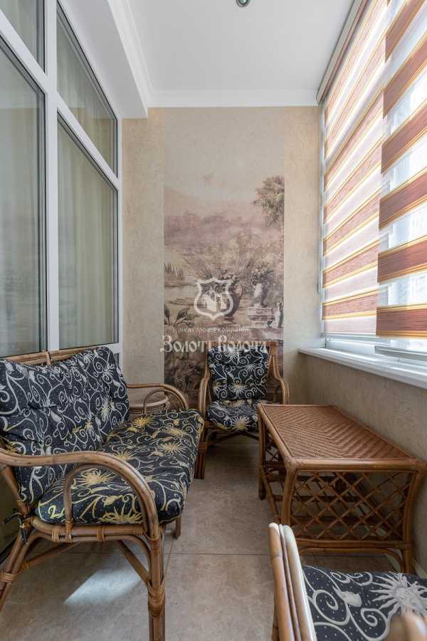 Продажа 1-комнатной квартиры 68.2 м², Евгения Коновальца ул., 44А