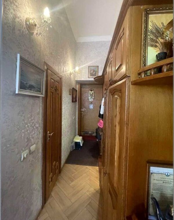 Продажа 1-комнатной квартиры 40 м², Староказацкая ул., 9