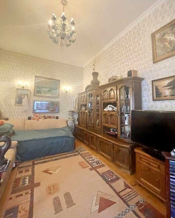 Продажа 1-комнатной квартиры 40 м², Староказацкая ул., 9