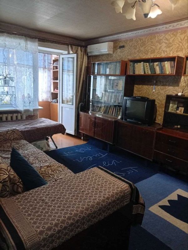 Продажа 3-комнатной квартиры 58 м², Гагарина просп.