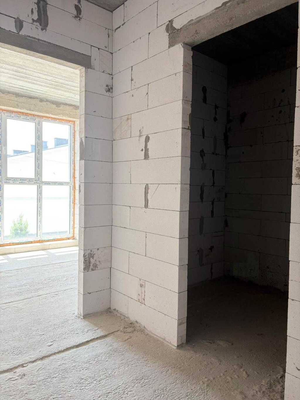 Продаж 2-кімнатної квартири 74 м², Ясна вул., 12