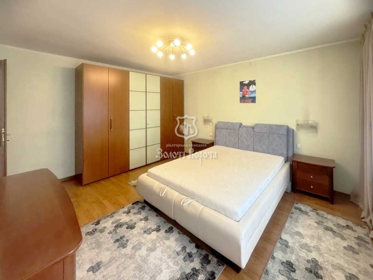 Продажа 4-комнатной квартиры 104.4 м², Владимира Антоновича ул., 91/14