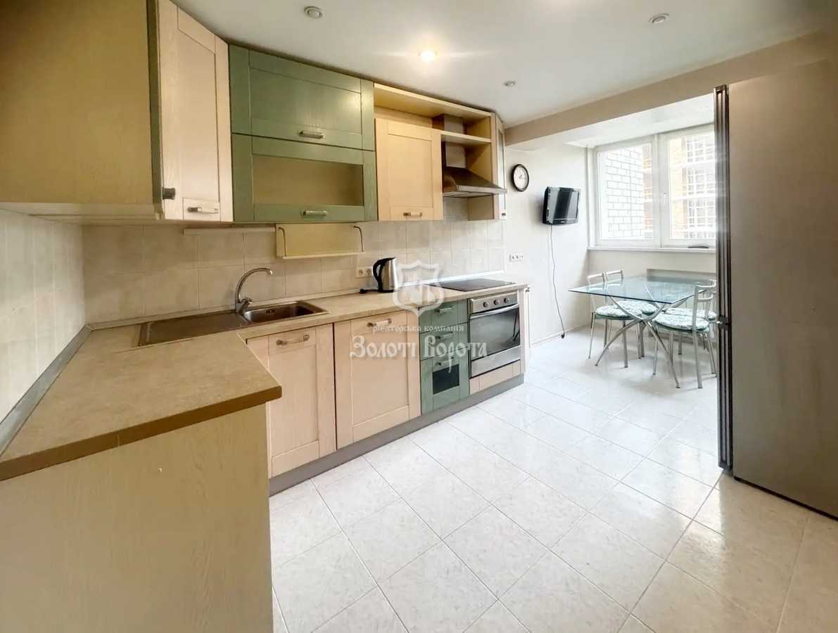 Продажа 4-комнатной квартиры 104.4 м², Владимира Антоновича ул., 91/14