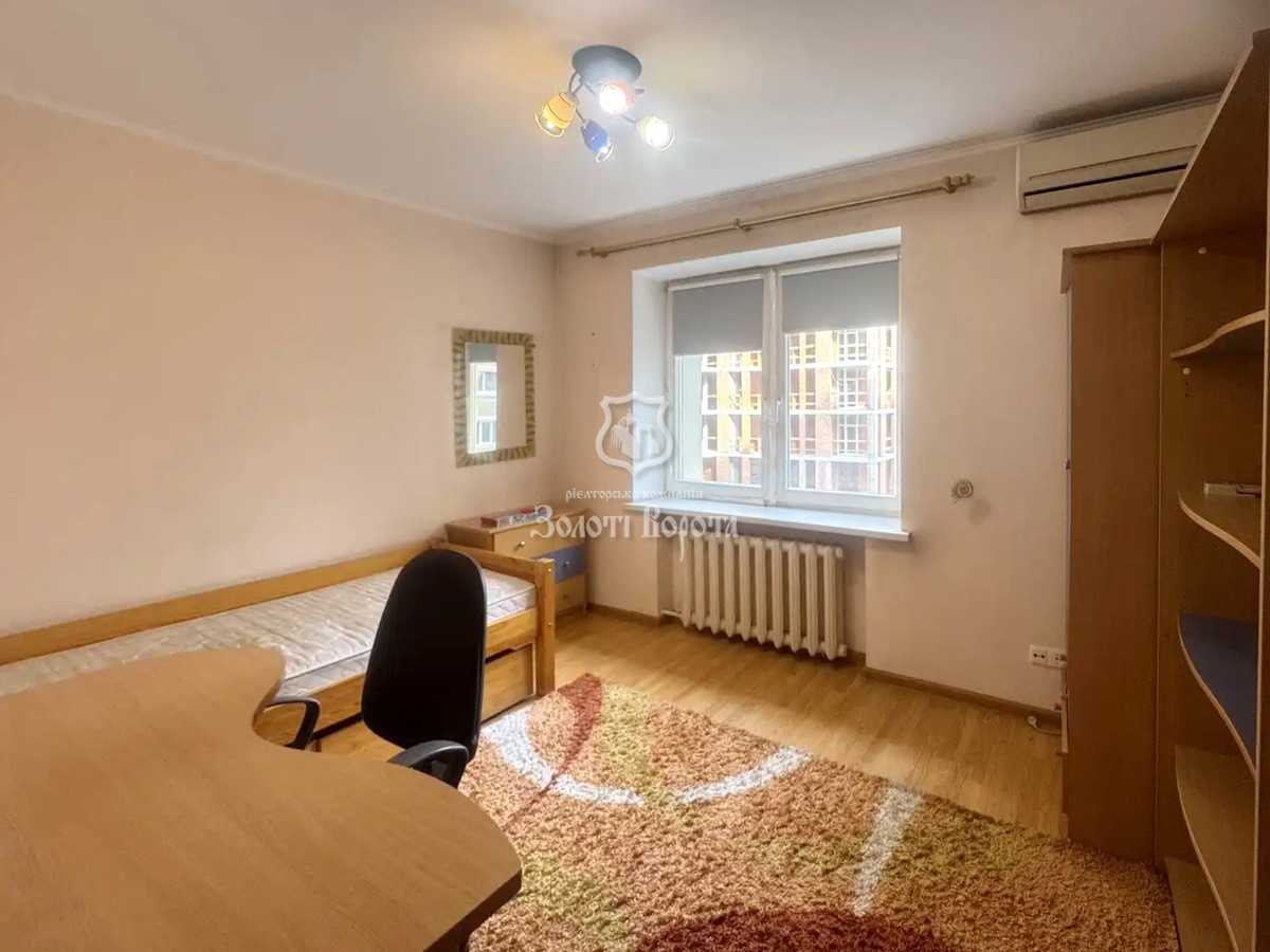 Продажа 4-комнатной квартиры 104.4 м², Владимира Антоновича ул., 91/14