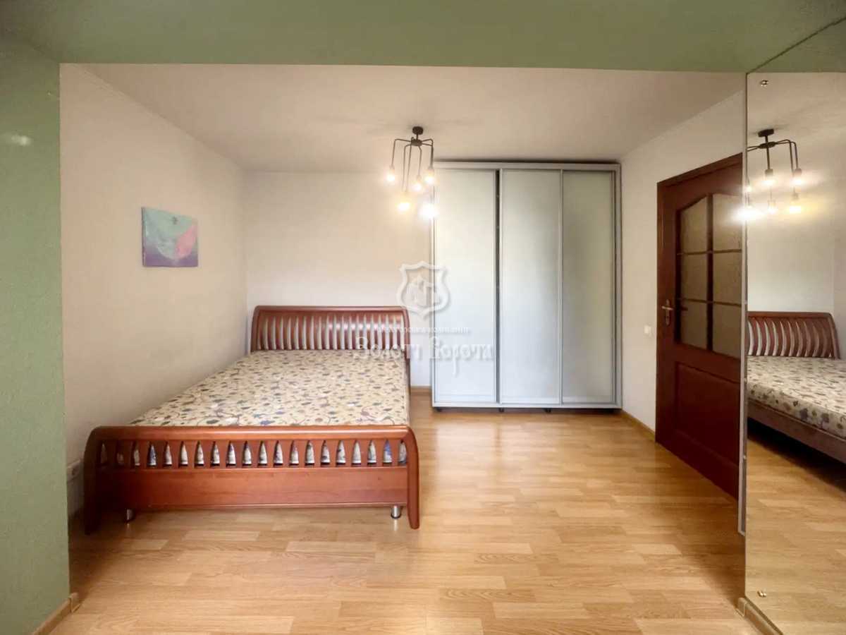 Продажа 4-комнатной квартиры 104.4 м², Владимира Антоновича ул., 91/14