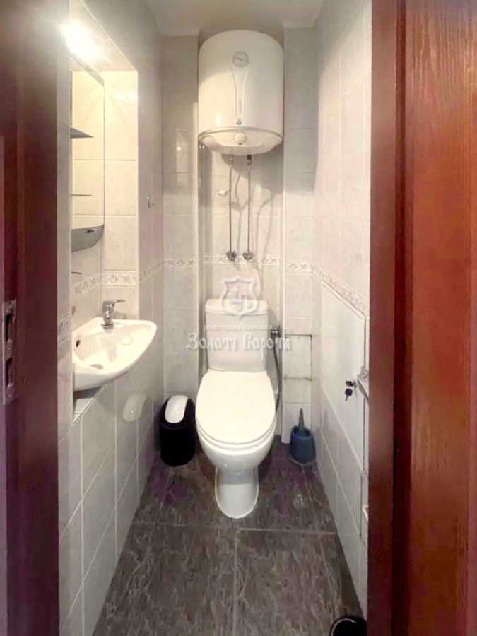 Продажа 4-комнатной квартиры 104.4 м², Владимира Антоновича ул., 91/14