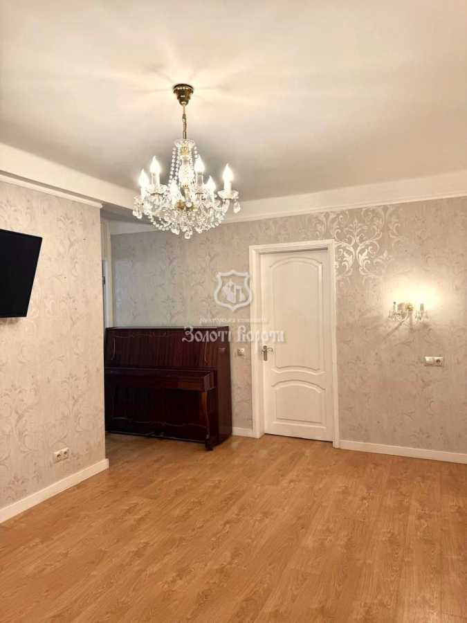 Продажа 3-комнатной квартиры 59.3 м², Васильковская ул., 2А
