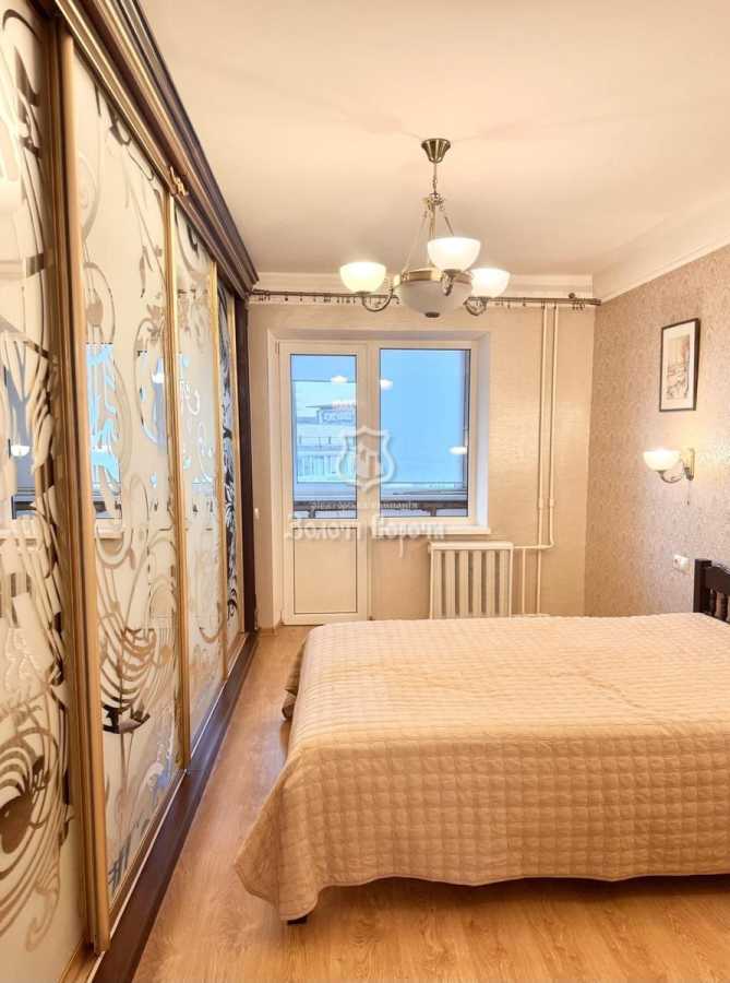 Продажа 3-комнатной квартиры 59.3 м², Васильковская ул., 2А