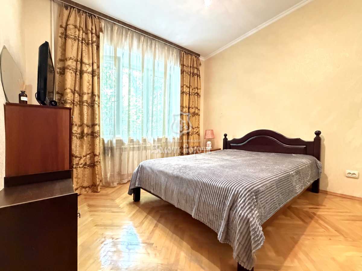 Продаж 2-кімнатної квартири 59.8 м², Інститутська вул., 22/7