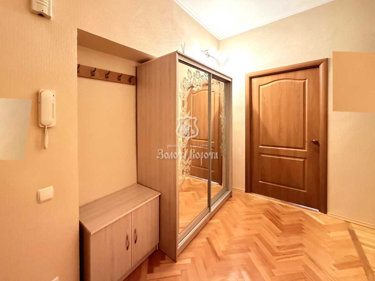 Продаж 2-кімнатної квартири 59.8 м², Інститутська вул., 22/7