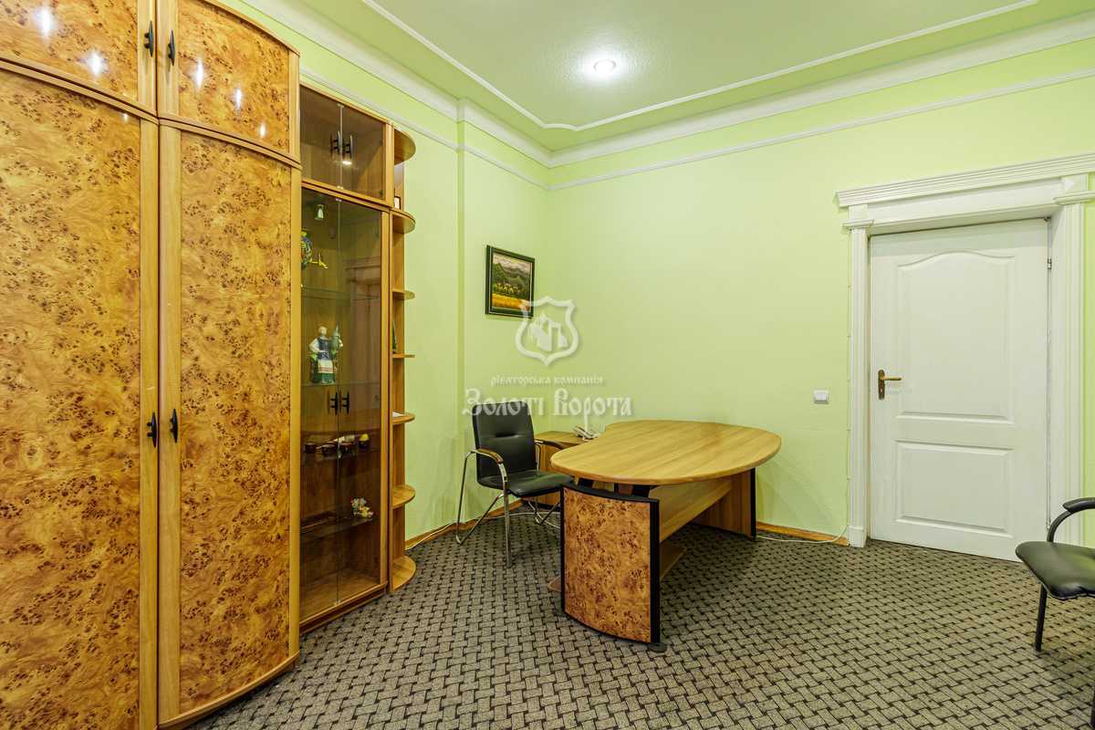 Продаж 3-кімнатної квартири 71.8 м², Інститутська вул., 22/7