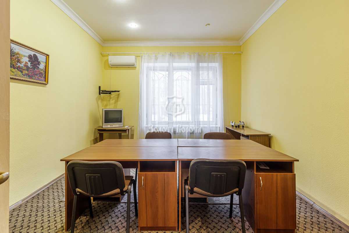Продаж 3-кімнатної квартири 71.8 м², Інститутська вул., 22/7
