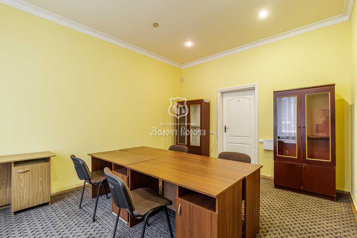 Продаж 3-кімнатної квартири 71.8 м², Інститутська вул., 22/7